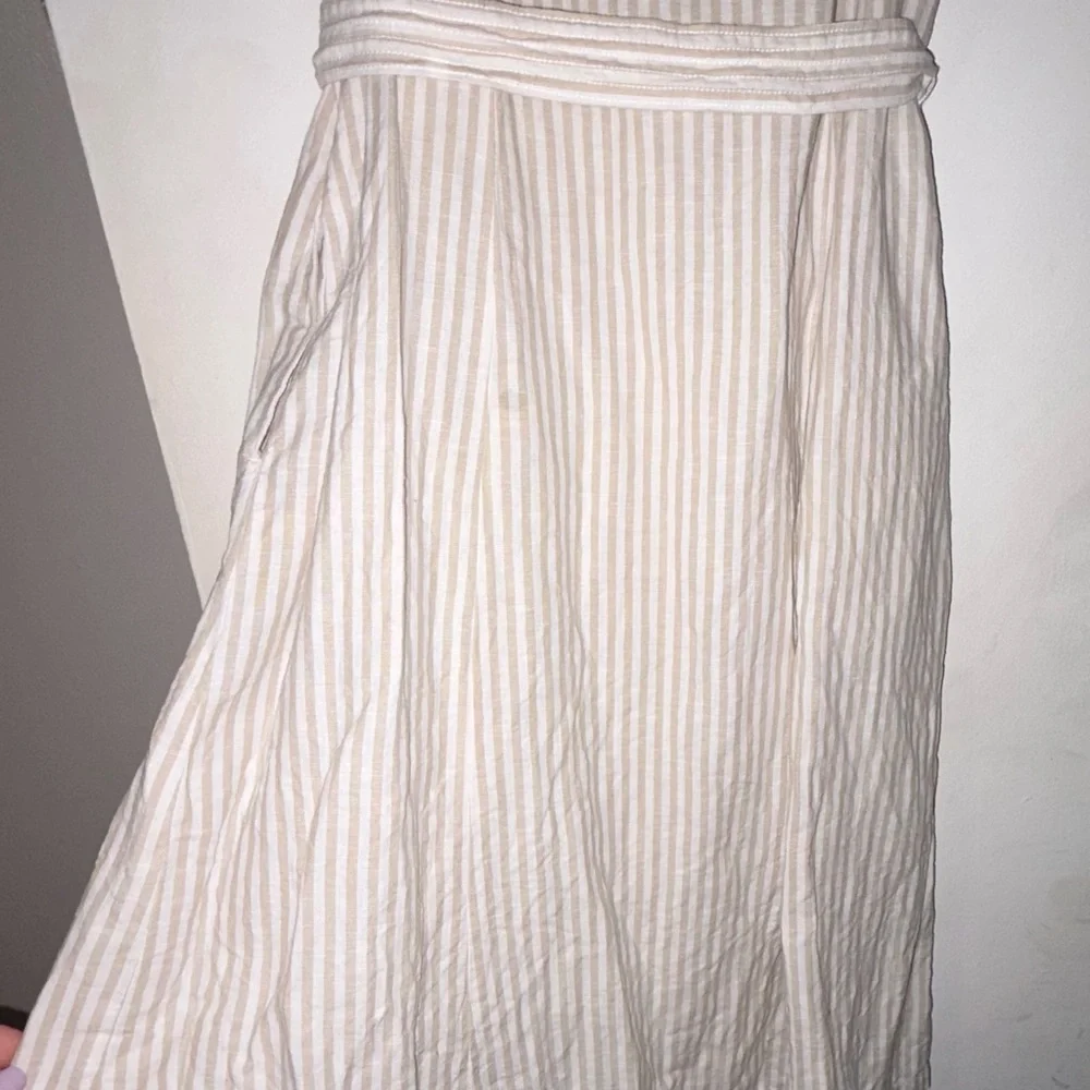 Liz Claiborne Beige Striped Midi Dress - Picture 6 of 9